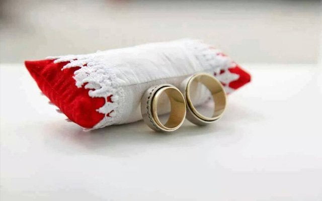 Müsrif düğün yapmak yerine yetimleri giydirdiler