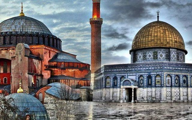 Ayasofya, Mescid-i Aksa ve Garipler