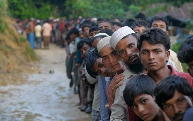 18 bin Arakanlı Müslüman Bangladeş’e geçiş yaptı