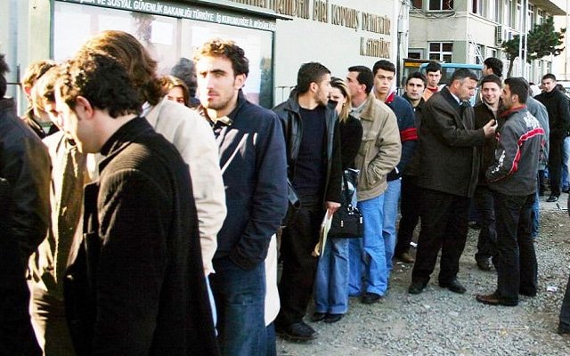 İŞSİZLİKLE MÜCADELEDE AKTİF İSTİHDAM POLİTİKALARINA DAHA ÇOK KAYNAK AYRILMALIDIR