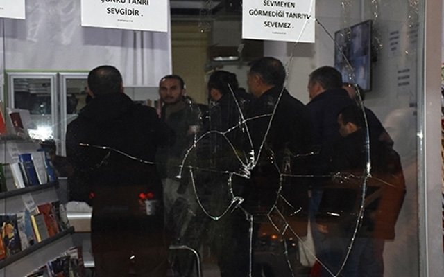 Kilise derneğine saldırı cami derneğine saldırıdır