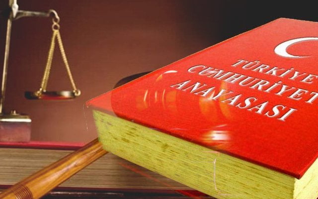 “İslam’ın öngördüğü şeyler, Anayasa’da var ( mı?)”