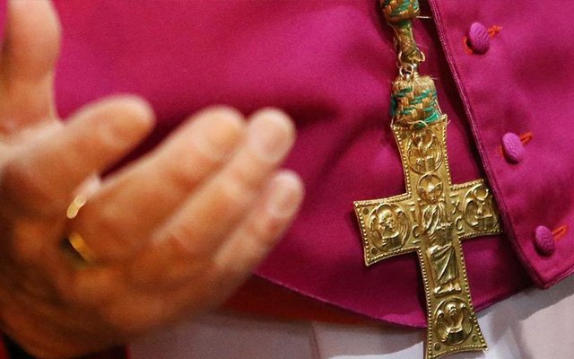 Evliliğe yasak getirilirse kardinaller de taciz eder