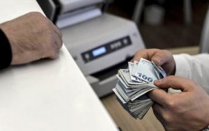 Bankaları değil, paradan para kazanan sistemi sıkıştırmak!