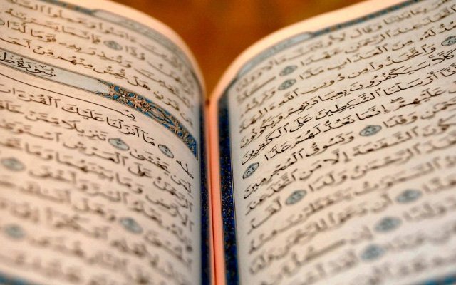 Canlı Yayında Kur’an Tahrifi