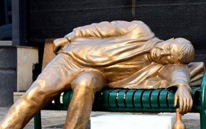 Şişede Durduğu Gibi Durmuyor Kitapta Yazıldığı Gibi Kalmıyor