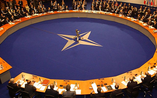 NATO ÜYELERİ NİÇİN NATOYA GÜVENSİZ?