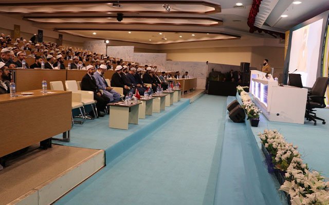 İlmi Olmak Adına, Değerlerden Fedakarlık Etme Yanlışlığı