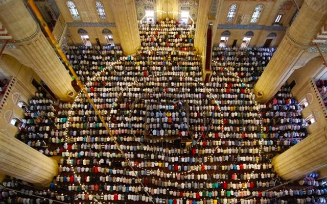 Namazı İkâme Etmek ve Cemaatle Namaz