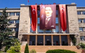 ATATÜRK’ÜN KURDUĞU CUMHURİYETTE GENÇLERİMİZ VE AKADEMİSYENLERİMİZ NEDEN YURT DIŞINA KAÇIYOR?