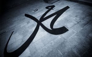 O’nun (sa.) Gölgesi Başımızın Üstünde