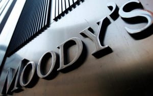 Moody’s: Kur, şirketlerin borcunu artırdı