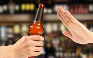 İÇKİ İÇENLER DE İÇKİYE SAVAŞ AÇMALIDIR