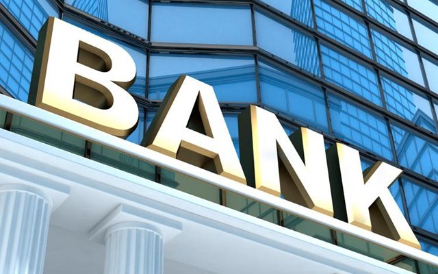 Bankalar kanunlara uygun soygun yapıyor