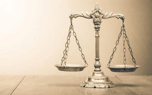 Yasaldır, Ama Hukuki midir???