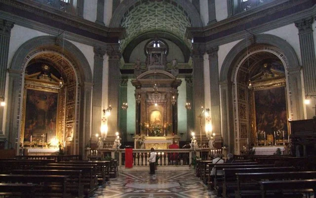 Almanya’da kiliseden kaçan kaçana