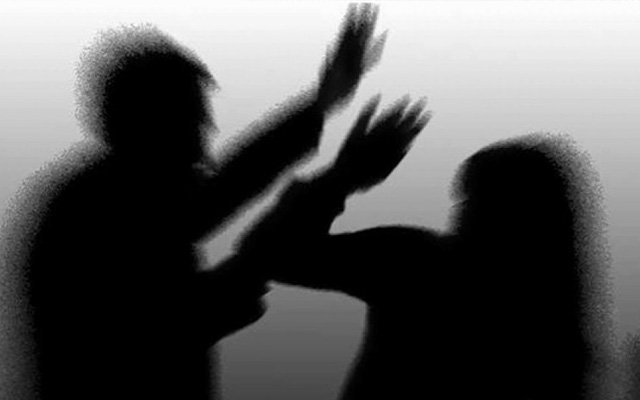 Kadın değil zinacı kadın dövülebilir mi? I