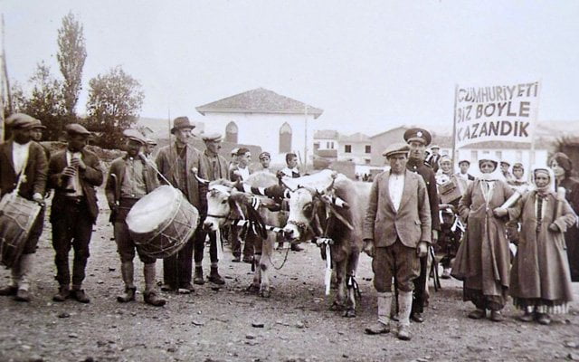 ‘Üniter yapı, Atatürk, Cumhuriyet, Cumhuriyet’in ilkeleri yerinde duruyor’