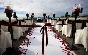 Kimliksiz Ve Köksüz Düğünler