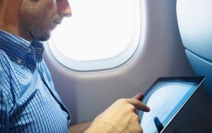 Müslüman ülkelere uçakta elektronik cihaz yasak