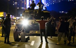 FETÖ’yü lanetlerken darbe karşıtı kültürel ve yasal önlemler alınmalıdır