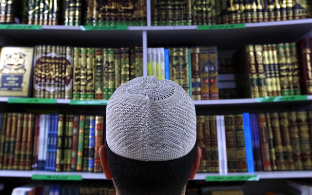 BİLGİYİ, İSLÂMÎ FARKINDALIK BİLİNCİNE DÖNÜŞTÜRECEK MÜNEVVERLERİMİZ NEREDE?