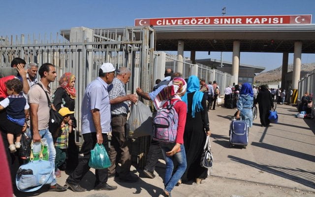 Suriyeliler Türk vatandaşı oldu