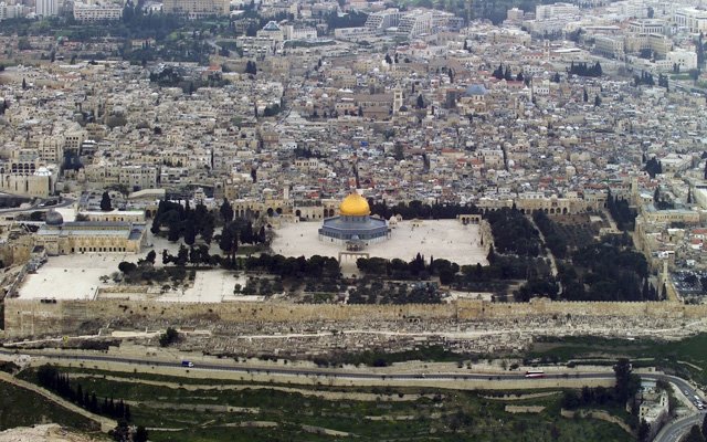 Esir arz Filistin Ve Yetim Mabed Mescid-i Aksa’nın Söyledikleri II