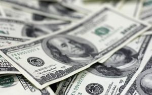 Cumhurbaşkanı danışmanları arasında kur polemiği