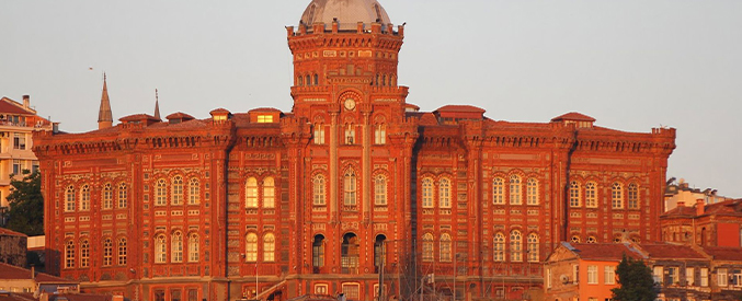 Fener Rum Patrikhanesinin Kapalı Kapısı