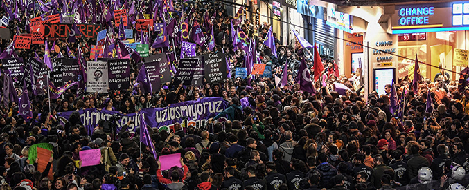 Rezil Kadinlar-Tavuklara Özgürlük