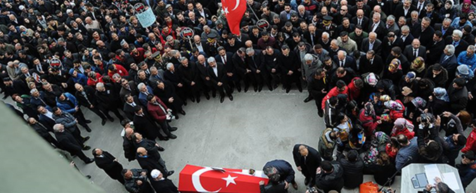 Aile ve Okul Yapımızdaki Eksiklik: Sevgi Eğitimi