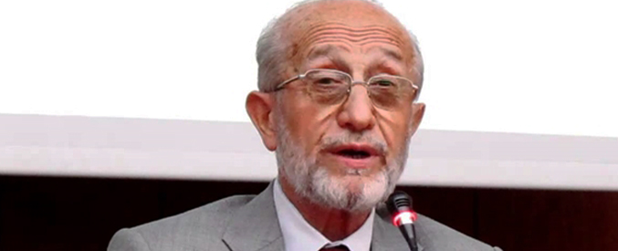 Bekir Topaloğlu Hocamızı Rahmetle Anarken