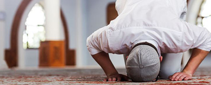 Namazda Kapıldığım Bir Tefekkür Anaforu