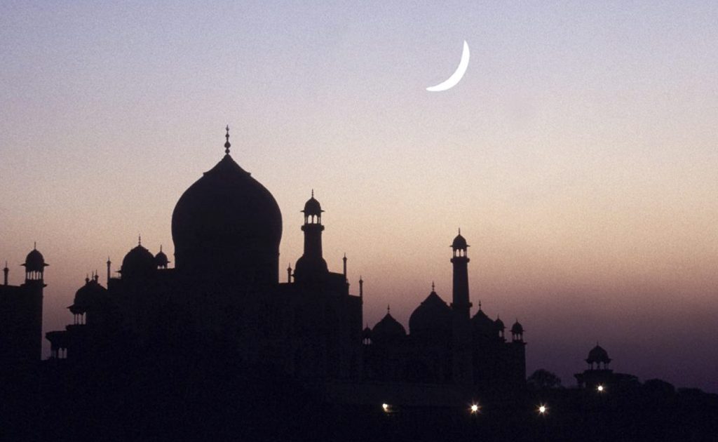Allah’a Güvenmiyoruz, Var mı İtirazı Olan?