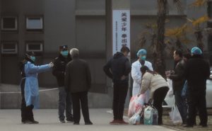 Çin Koronavirüsü İnsandan İnsana Bulaşıyor