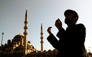 Eylemlerin Yalanladığı Söylemler