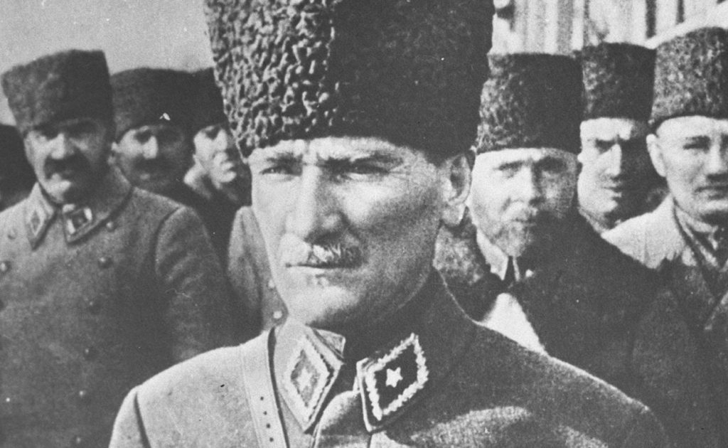İslâm, Atatürk’ü Eleştirmeyi Yasaklar mı?