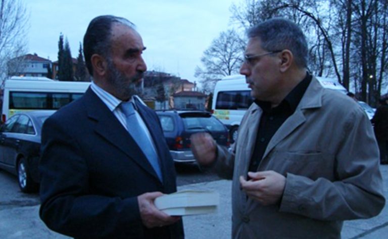 Köşe Yazarlığı Sorumlu Bir İştir