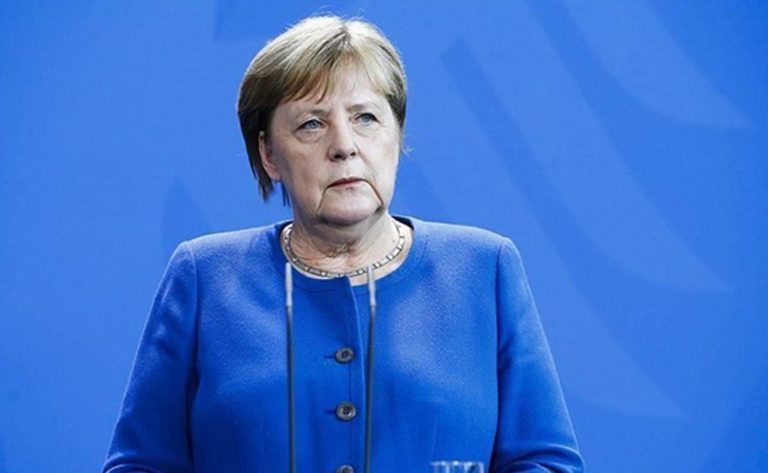 Merkel Arnavutları Avrupa Birliği’ne Sokmak İstiyor