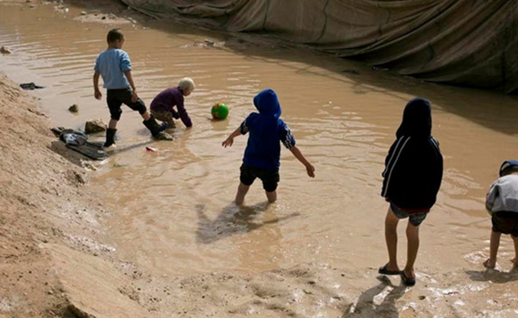 PKK DAEŞ Yetimlerini Militan Kampına Yolluyor