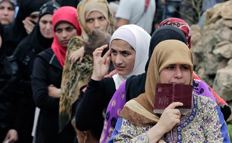 BM Suriyeli Mültecilere Lübnan’da “Kötü Davranıyor”