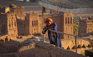 Corona: Faslılar Namazı Balkonlarda Cemaatle Kılıyor