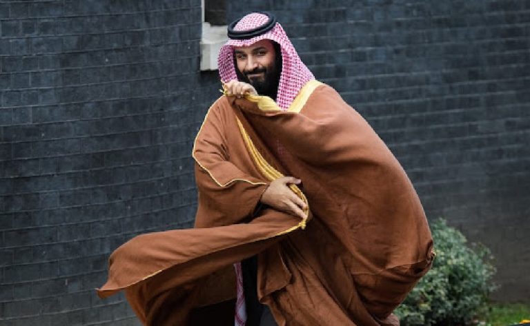 MBS Yakın Akrabalarına Vurmaya Başladı