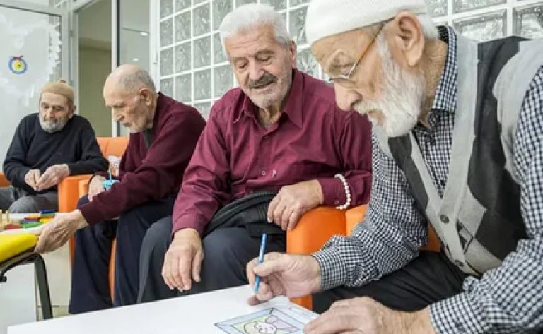 İhtiyarlık da Bir Nimettir/Yaşlılarımızın Görevleri