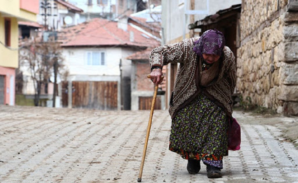 Yaşlılarımızın Yüzde 12’si Hayatından Memnun Değil