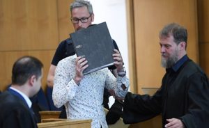 DAEŞ’li ve Alman Eşi Frankfurt’ta Yargılanıyor