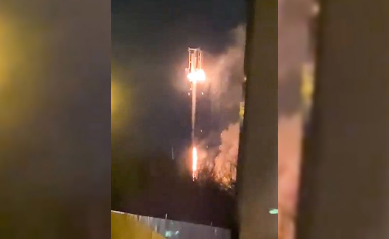 Korona-5G Tele-Komplo Teorisi Yangınlara Neden Oluyor