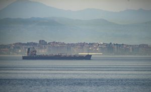 İran Tankeri ABD Tehditlerine Rağmen Venezuela’ya Ulaştı