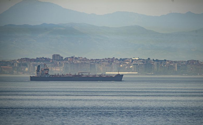 İran Tankeri ABD Tehditlerine Rağmen Venezuela’ya Ulaştı